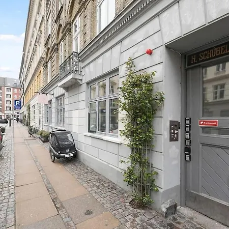 By The Lakes In The Of Apartamento